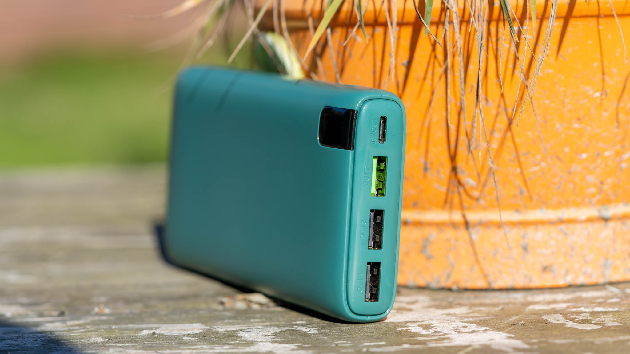 Power Bank 27000mAh with 4 outputs - Green – Hiluckey